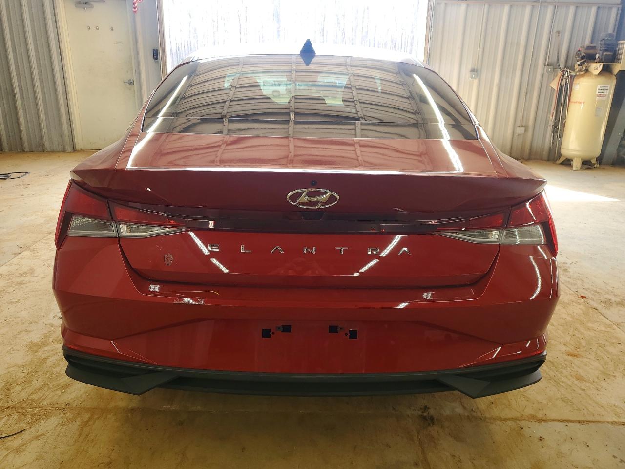 2023 HYUNDAI ELANTRA SEL photo 11
