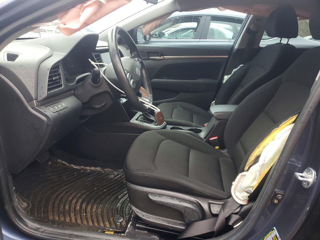 2019 HYUNDAI ELANTRA SEL photo 7
