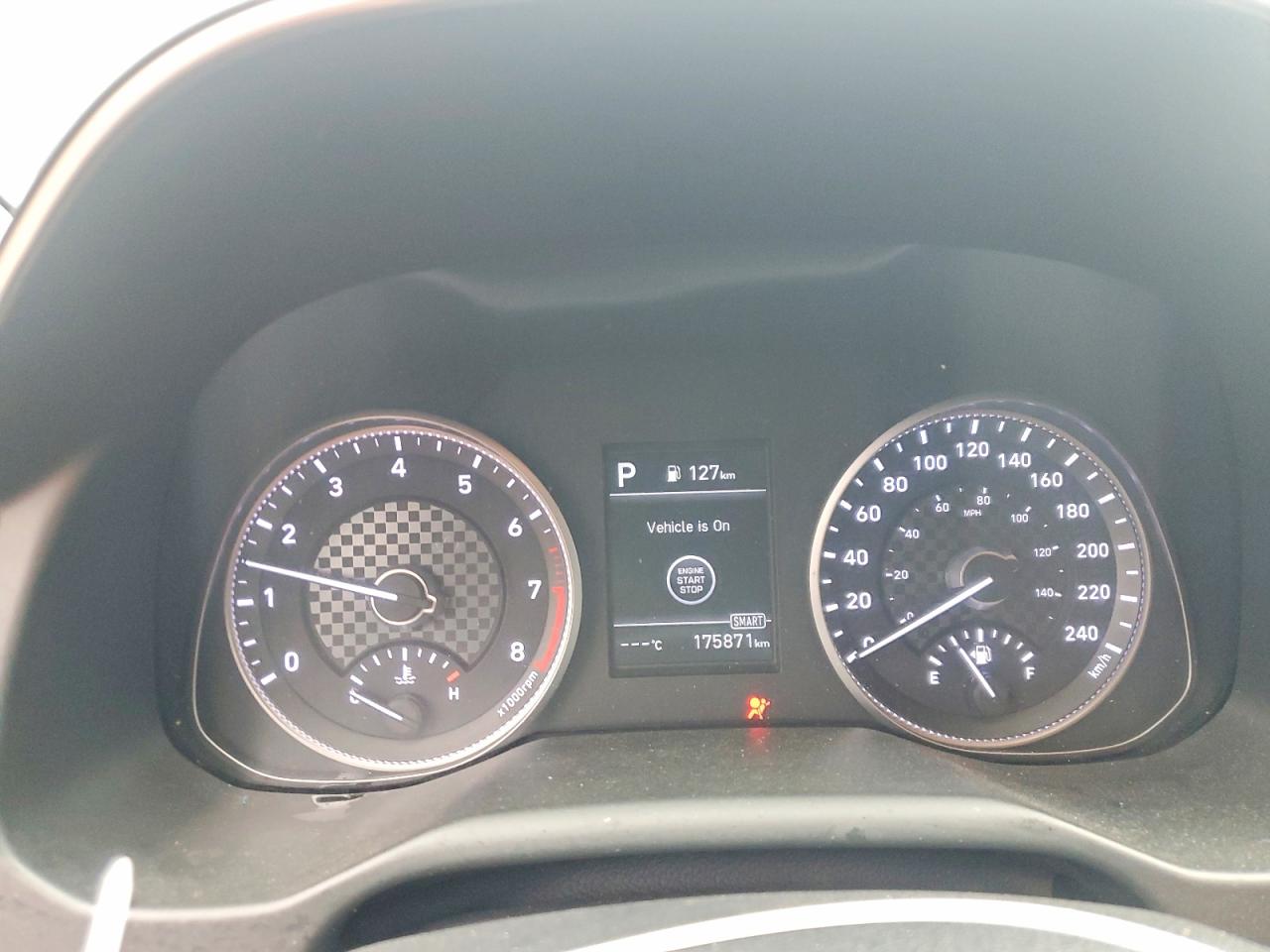 2019 HYUNDAI ELANTRA SEL photo 9