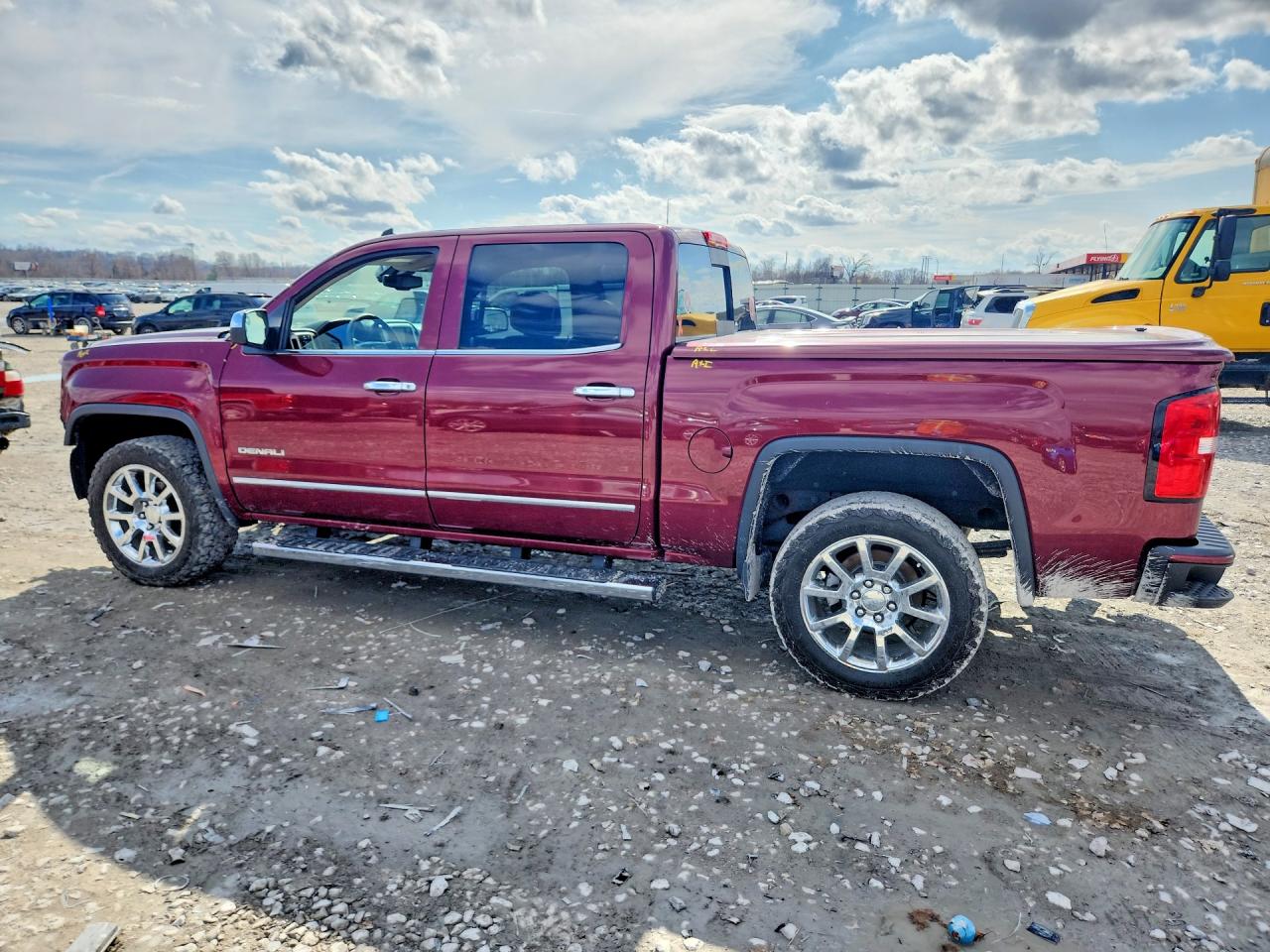 2014 GMC SIERRA K1500 DENALI photo 2