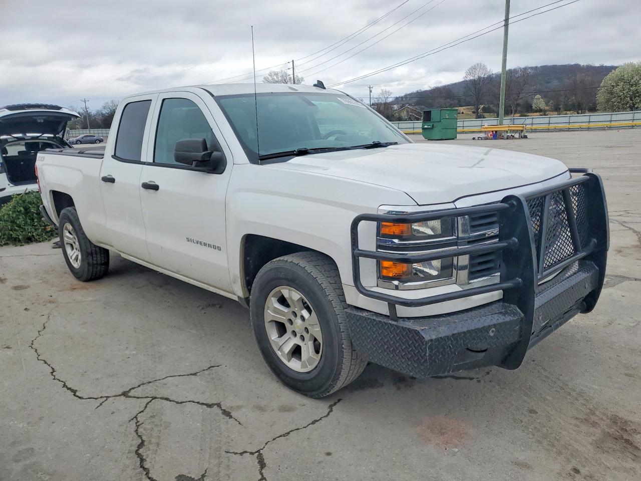 2014 CHEVROLET SILVERADO C1500 LT photo 4
