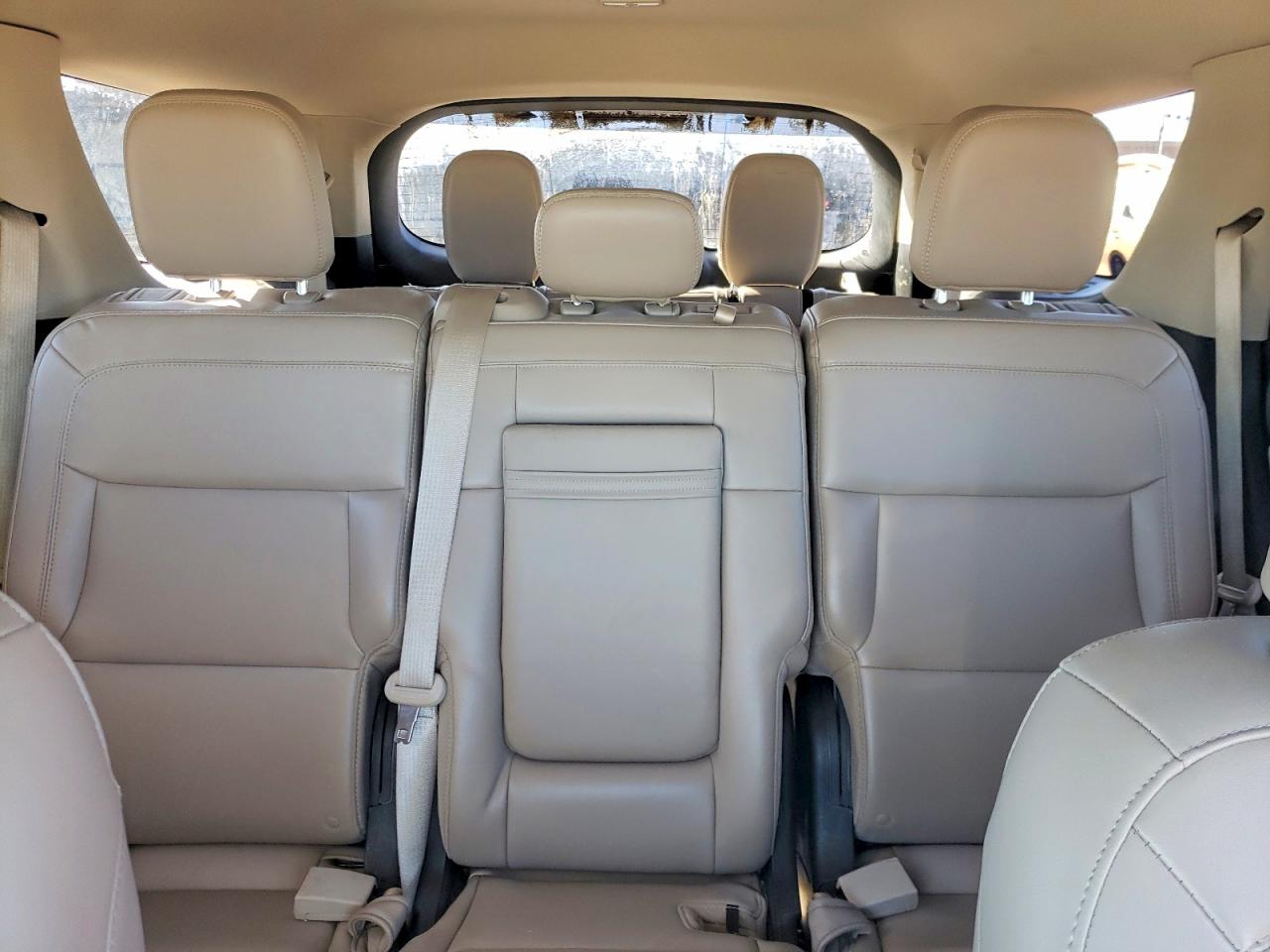 2023 FORD EXPLORER XLT photo 28