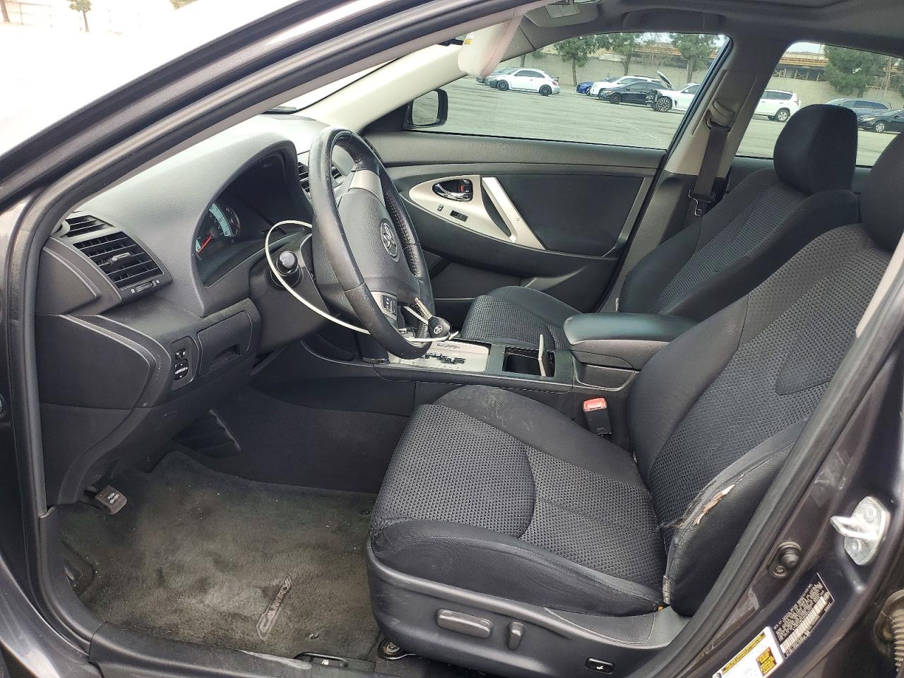 2009 TOYOTA CAMRY SE photo 7