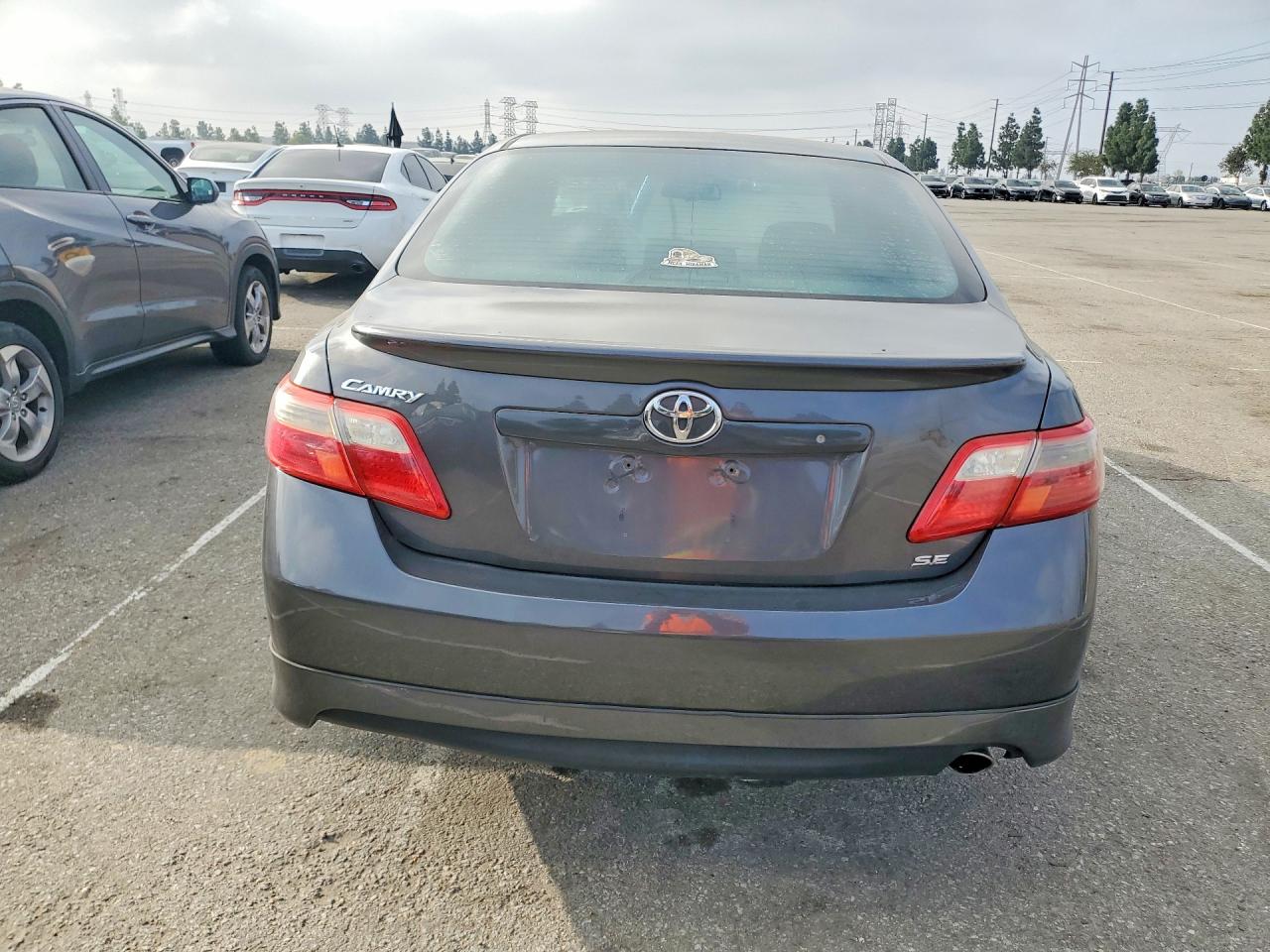 2009 TOYOTA CAMRY SE photo 6