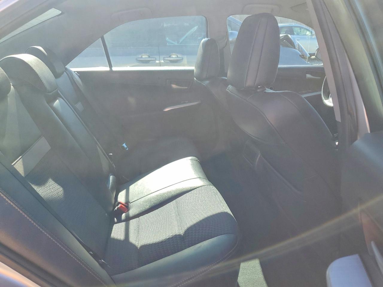 2012 TOYOTA CAMRY SE photo 10