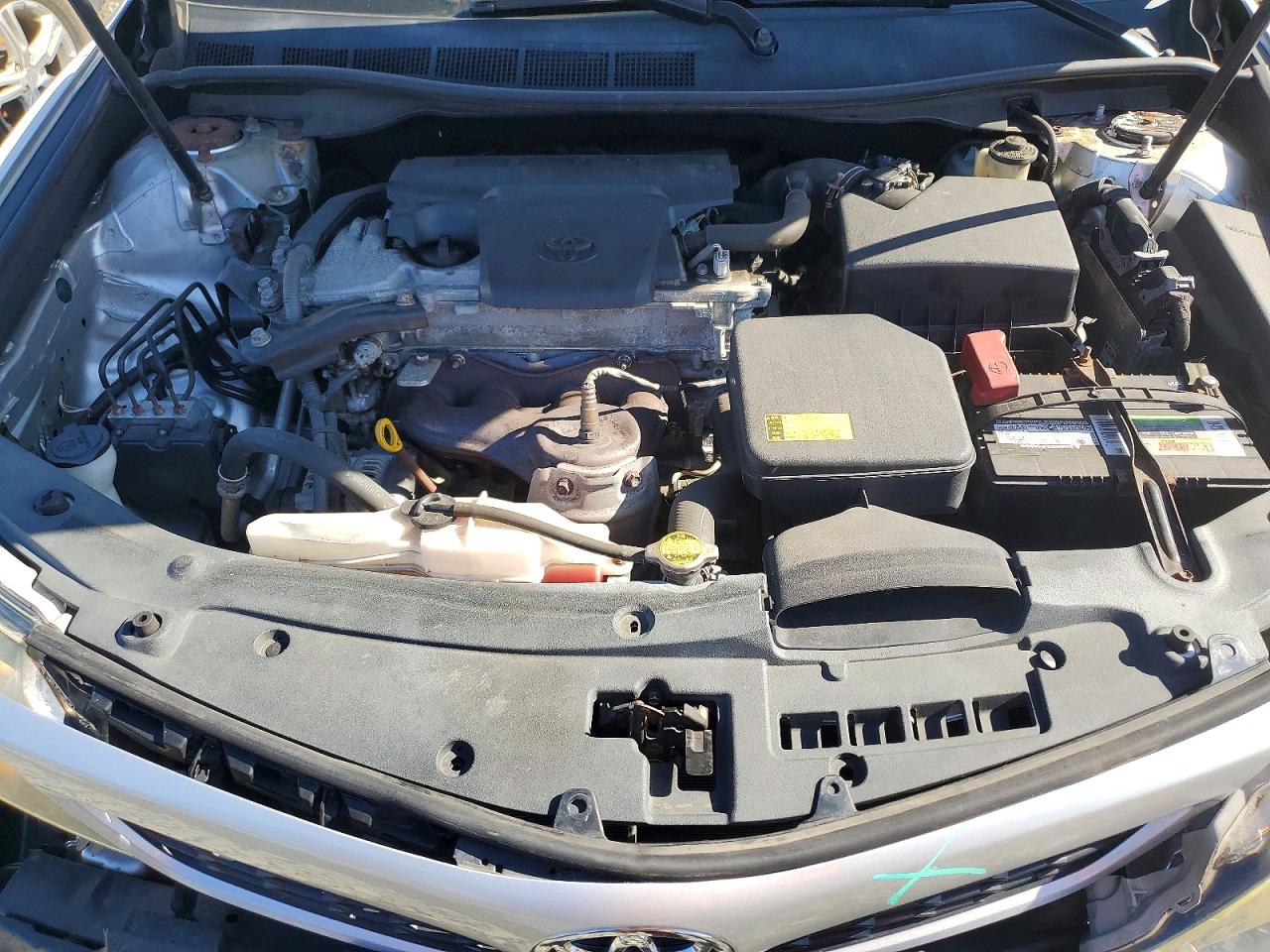 2012 TOYOTA CAMRY SE photo 11
