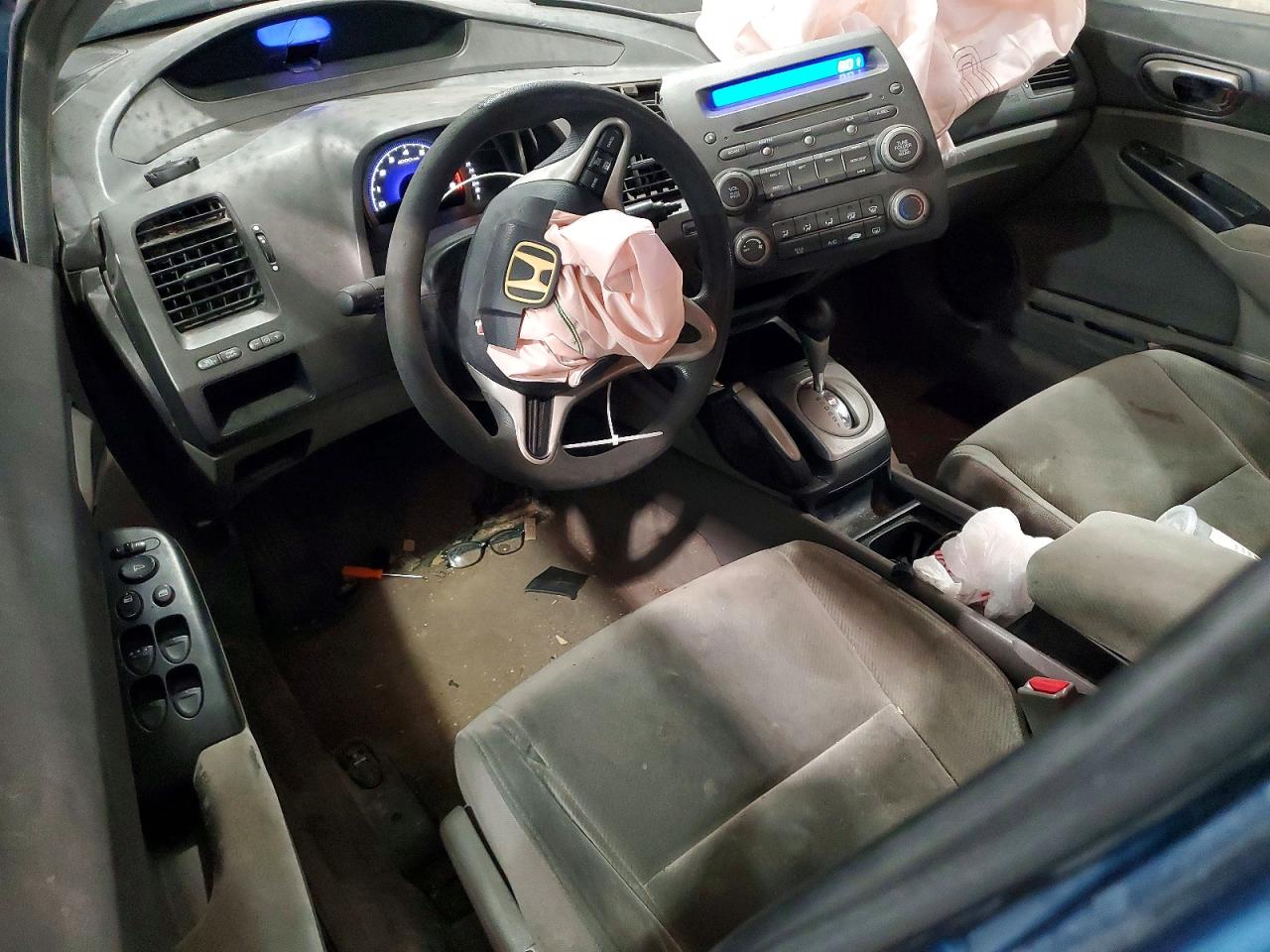 2010 HONDA CIVIC LX photo 8