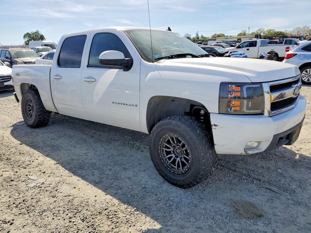 2007 CHEVROLET SILVERADO K1500 CREW CAB photo 4