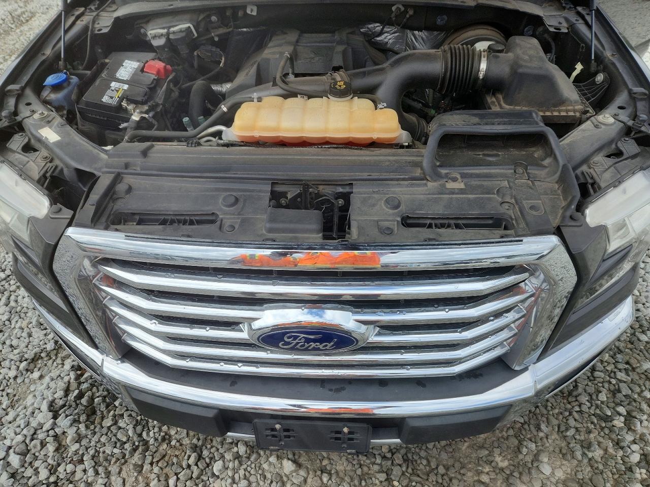 2017 FORD F150 SUPERCREW photo 11