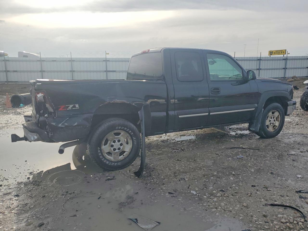 2006 CHEVROLET SILVERADO K1500 photo 3
