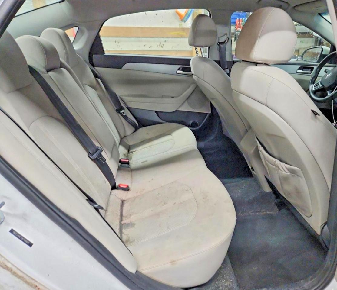 2018 HYUNDAI SONATA photo 10