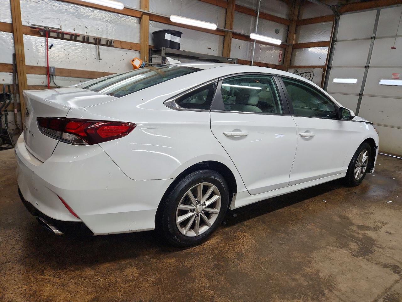 2018 HYUNDAI SONATA photo 3