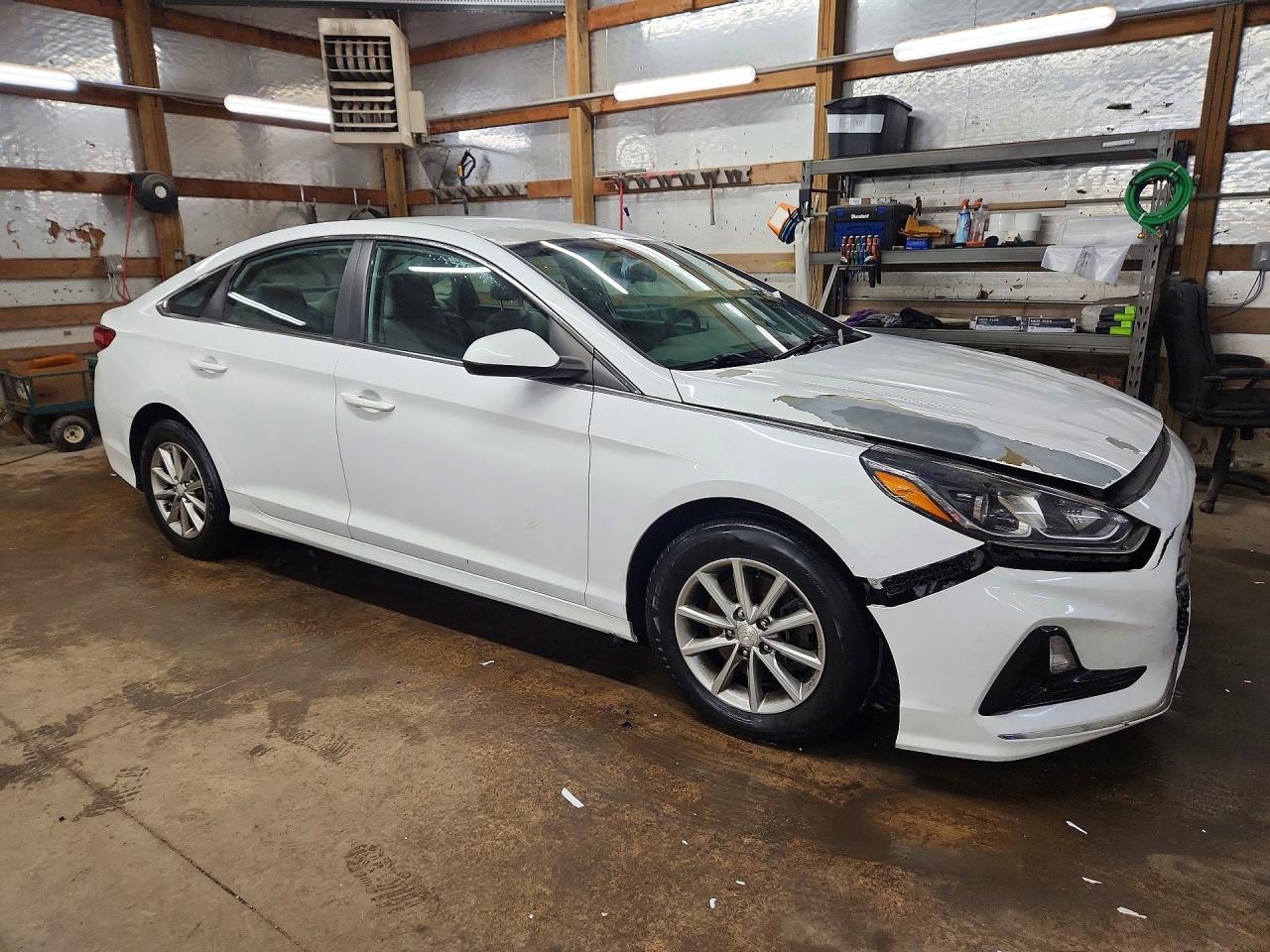 2018 HYUNDAI SONATA photo 4