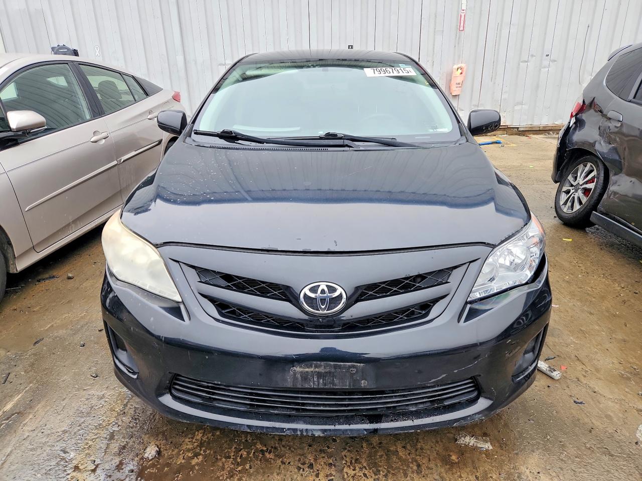 2011 TOYOTA COROLLA LE photo 5