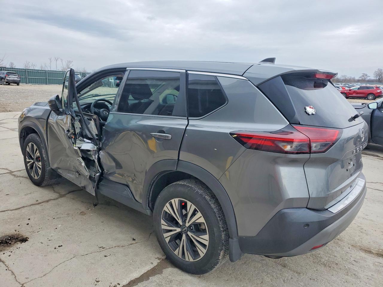 2023 NISSAN ROGUE SV photo 2