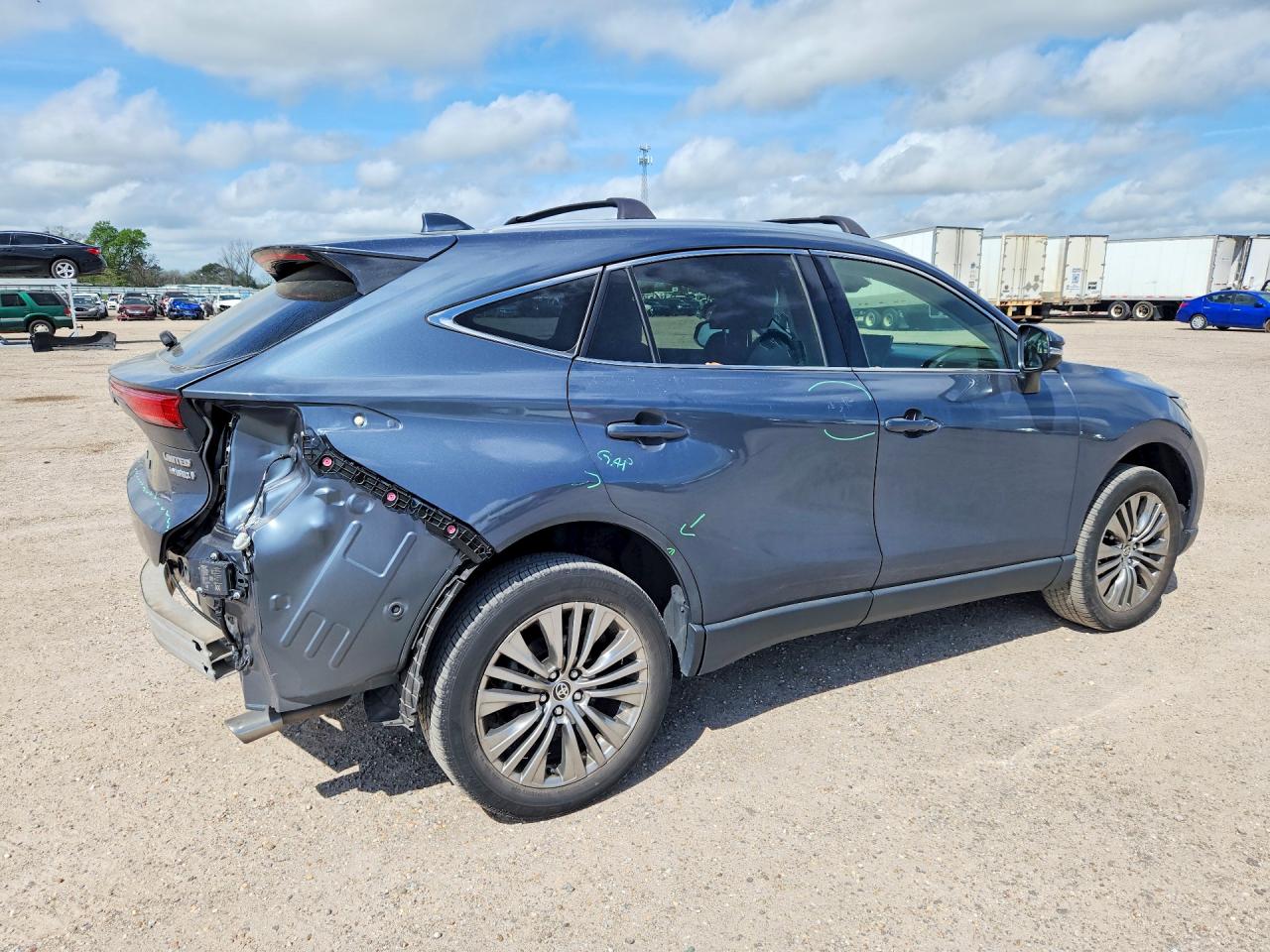 2022 TOYOTA VENZA LIMITED photo 7