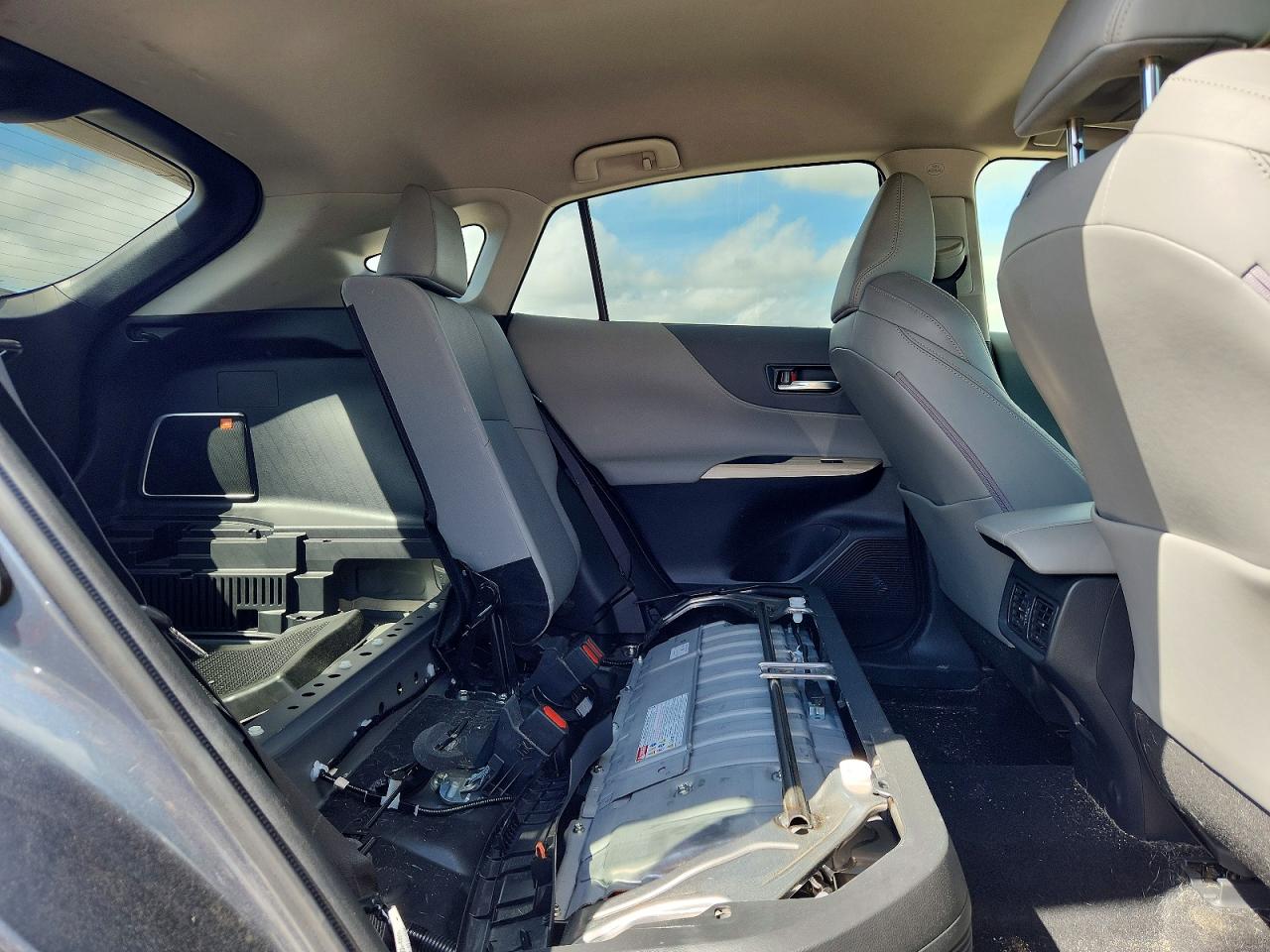 2022 TOYOTA VENZA LIMITED photo 31