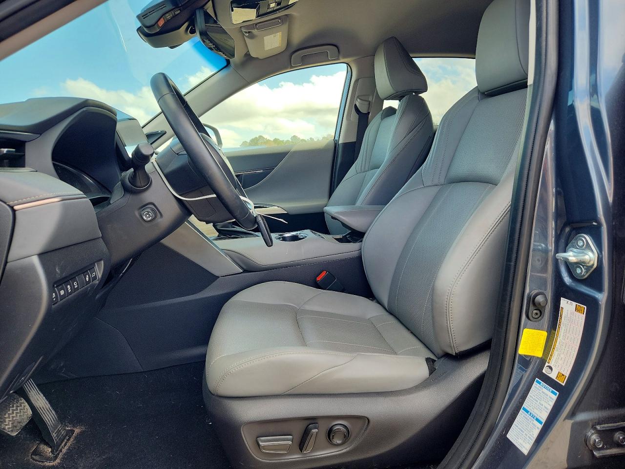 2022 TOYOTA VENZA LIMITED photo 19