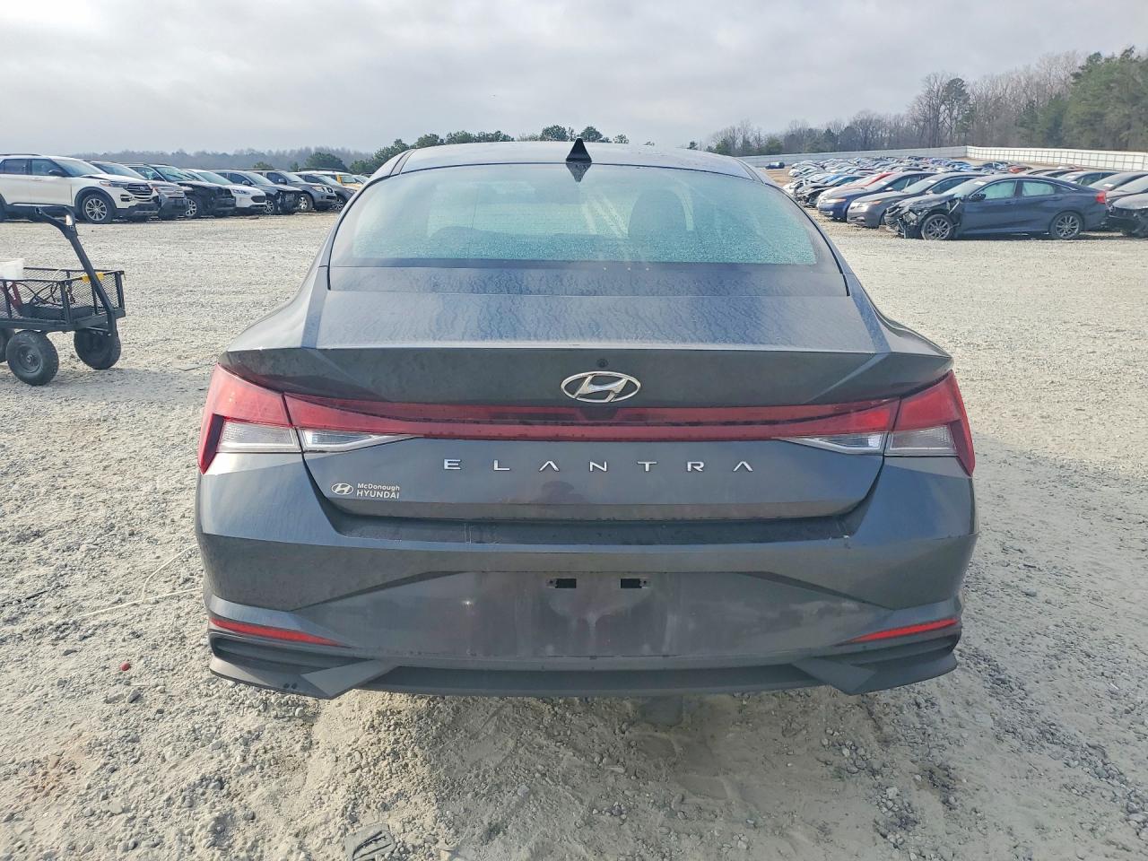 2023 HYUNDAI ELANTRA photo 6