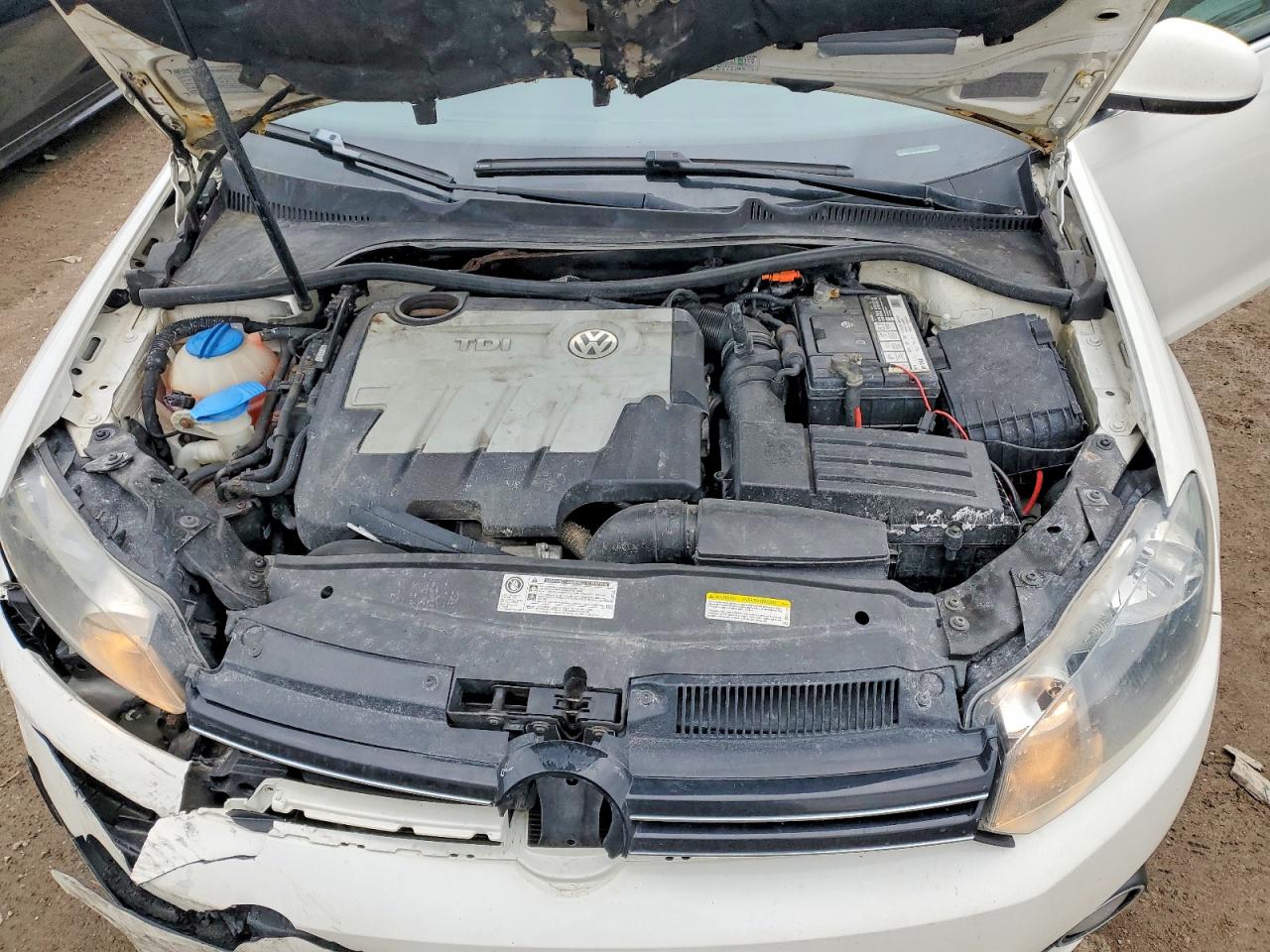 2013 VOLKSWAGEN JETTA TDI photo 21