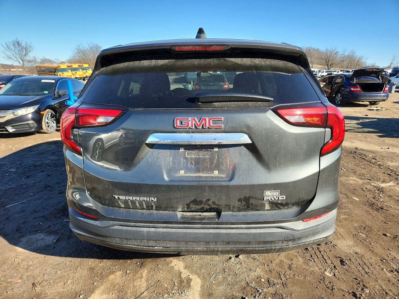 2020 GMC TERRAIN SLE photo 6