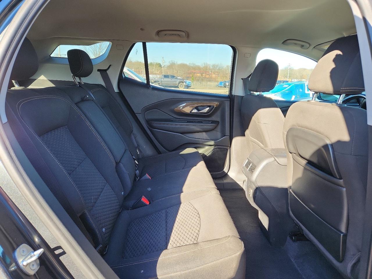 2020 GMC TERRAIN SLE photo 11