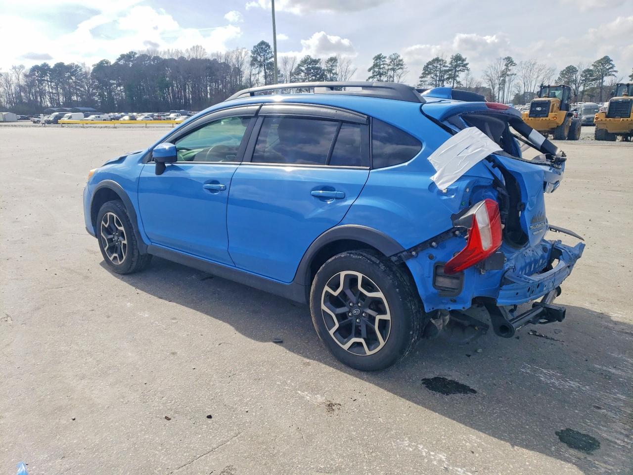 2017 SUBARU CROSSTREK PREMIUM photo 2
