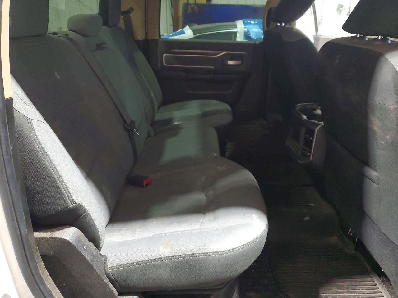 2019 RAM 3500 BIG HORN photo 10