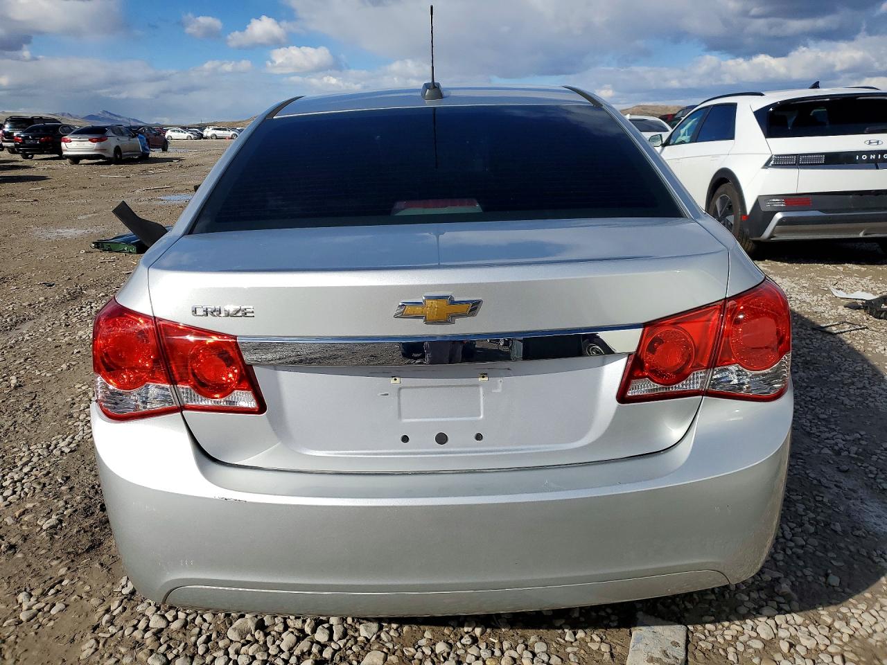 2015 CHEVROLET CRUZE LS photo 11