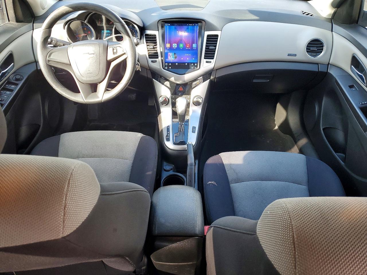2015 CHEVROLET CRUZE LS photo 15