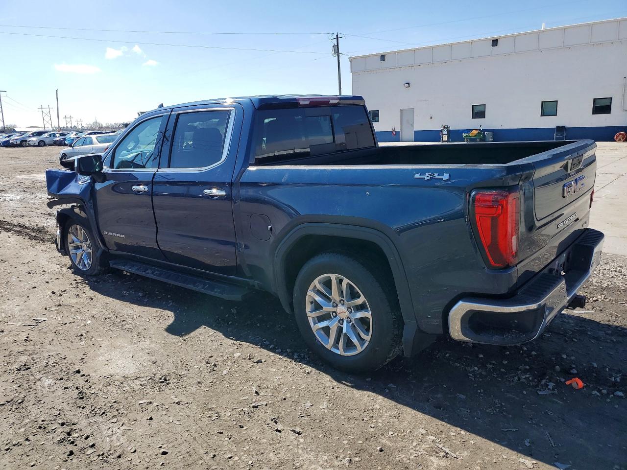 2020 GMC SIERRA K1500 SLT photo 2
