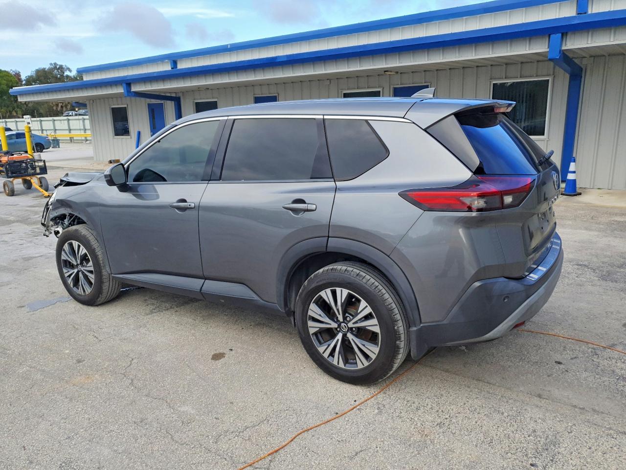 2021 NISSAN ROGUE SV photo 4