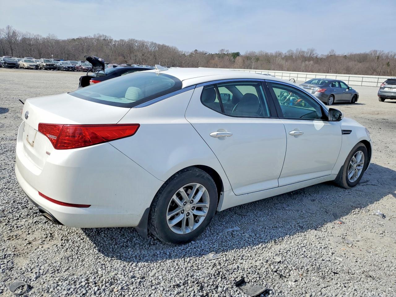 2013 KIA OPTIMA LX photo 3