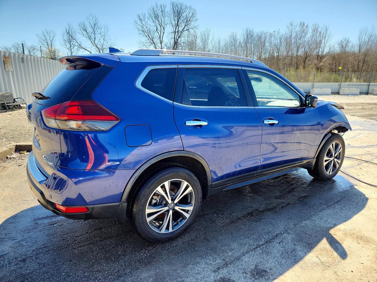 2020 NISSAN ROGUE SV photo 5