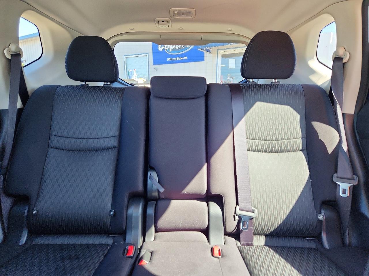 2020 NISSAN ROGUE SV photo 19