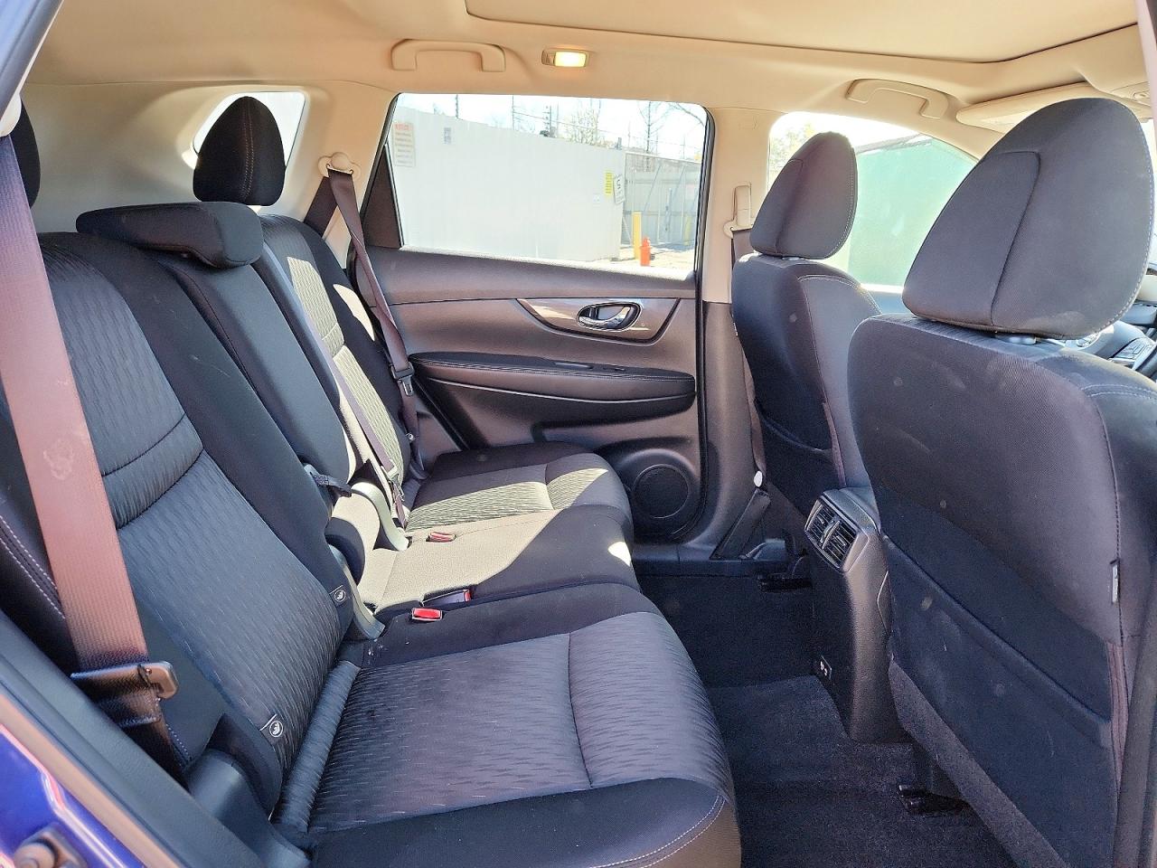 2020 NISSAN ROGUE SV photo 21