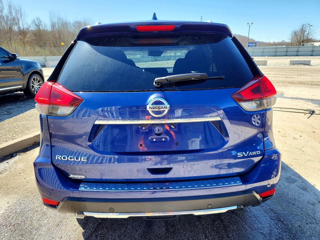 2020 NISSAN ROGUE SV photo 11