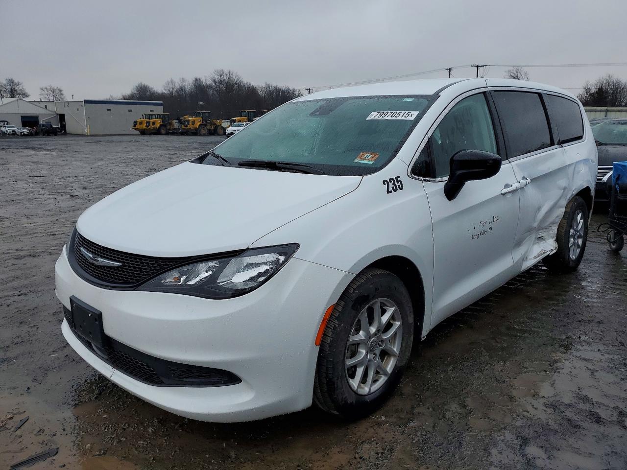 2024 CHRYSLER VOYAGER