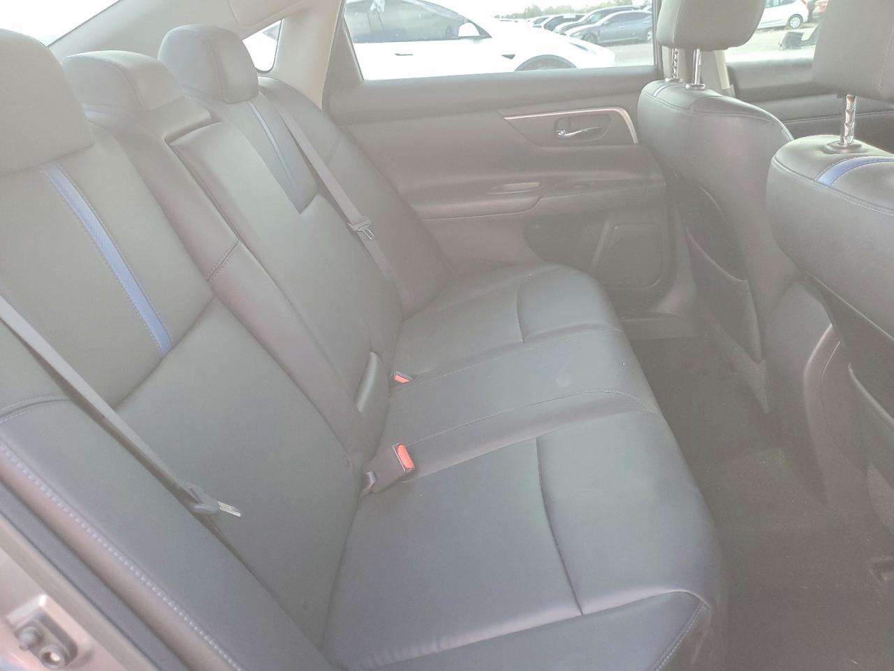 2018 NISSAN ALTIMA 2.5 SR photo 19