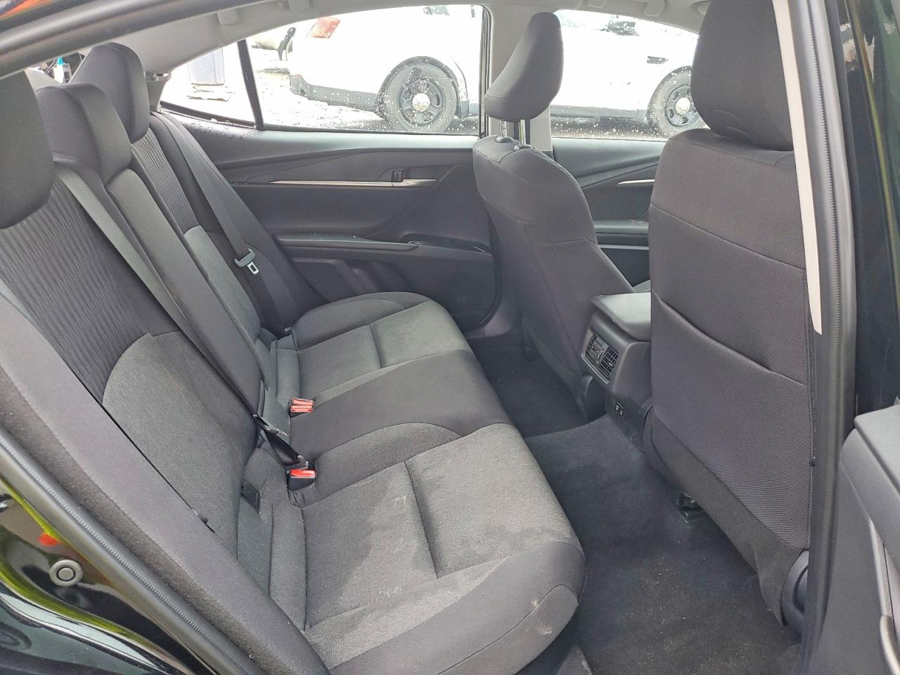 2025 TOYOTA CAMRY LE photo 10