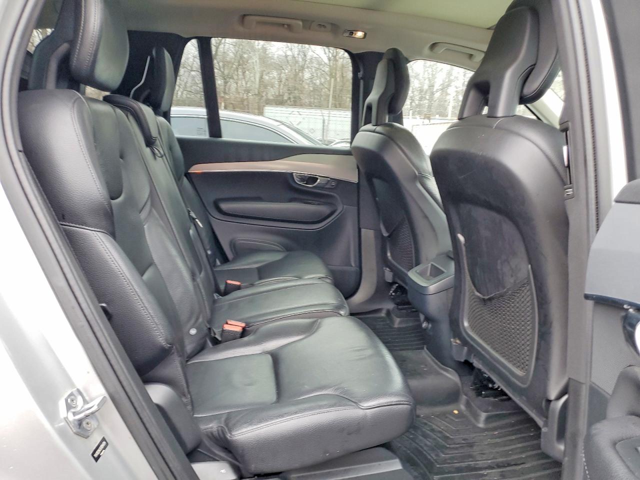 2016 VOLVO XC90 T5 photo 19