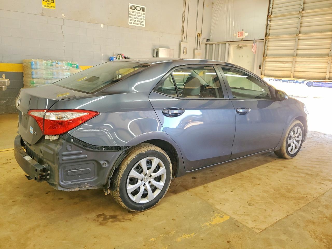 2015 TOYOTA COROLLA LE photo 5
