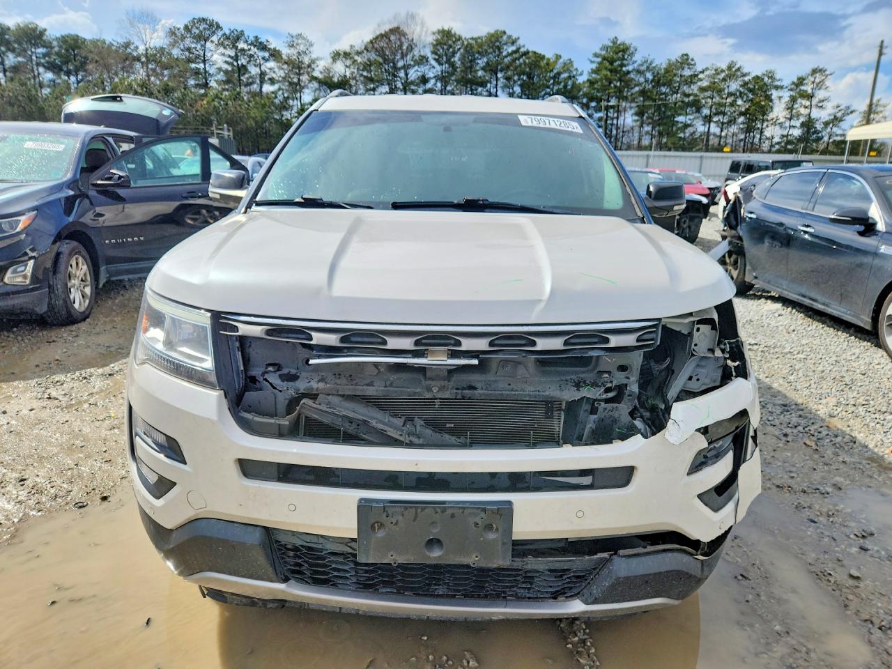 2017 FORD EXPLORER XLT photo 9