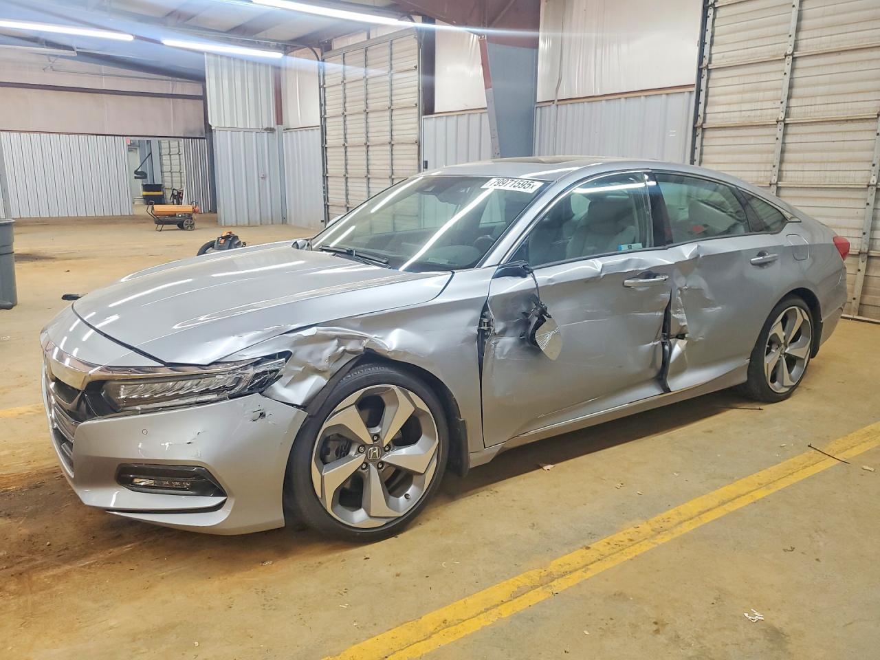 2018 HONDA ACCORD