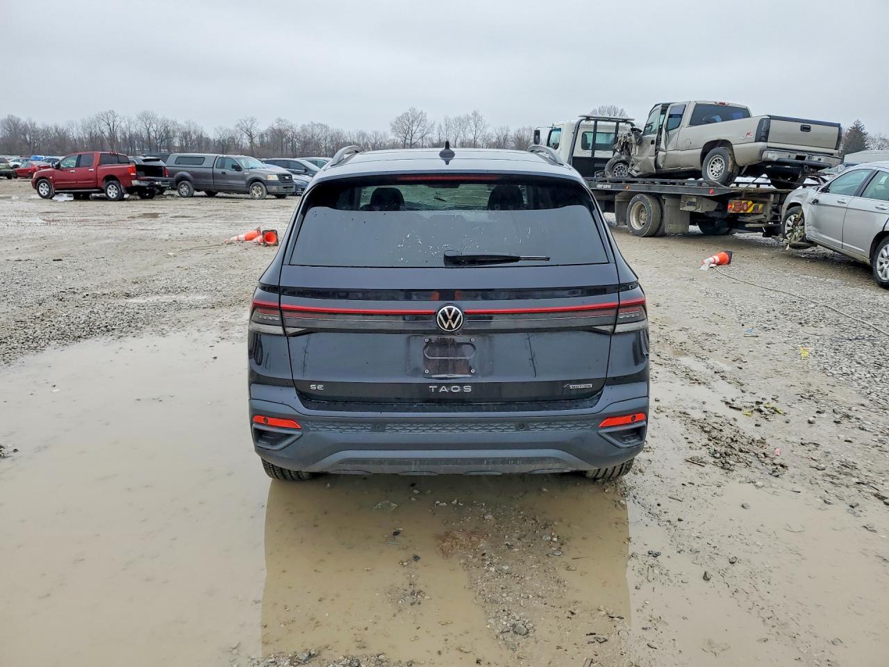 2025 VOLKSWAGEN TAOS SE BLACK photo 6