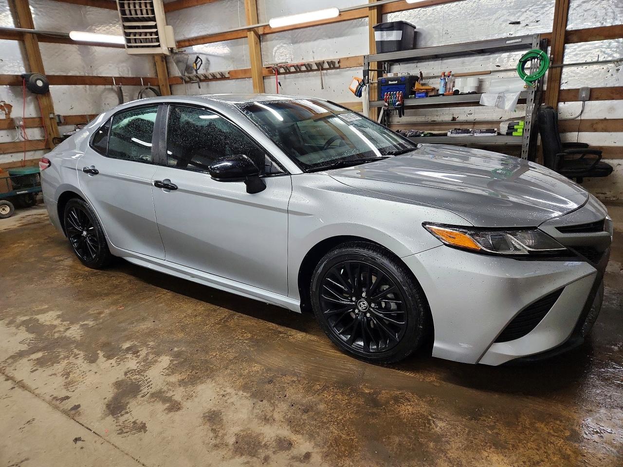 2020 TOYOTA CAMRY SE NIGHTSHADE photo 4
