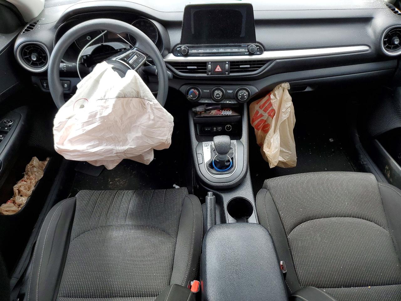 2020 KIA FORTE LXS photo 8