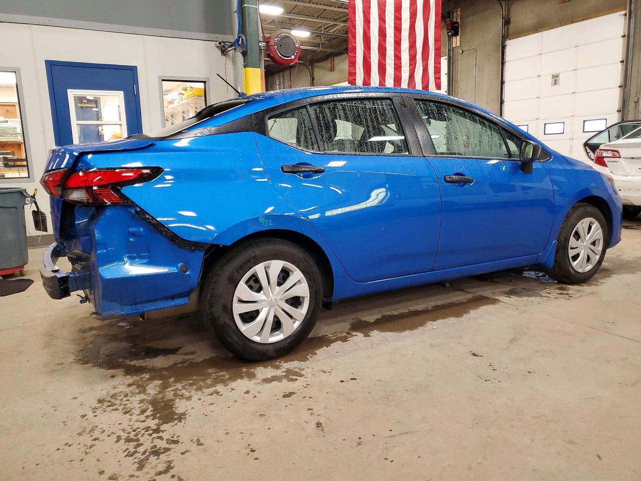 2024 NISSAN VERSA S photo 3