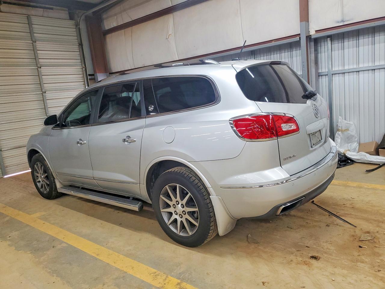 2015 BUICK ENCLAVE photo 2