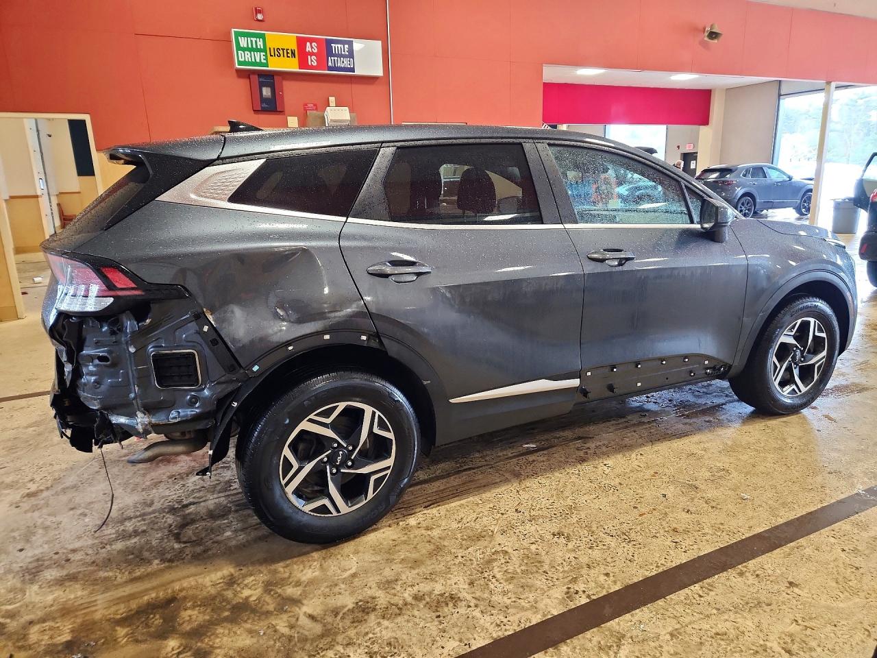 2023 KIA SPORTAGE photo 5